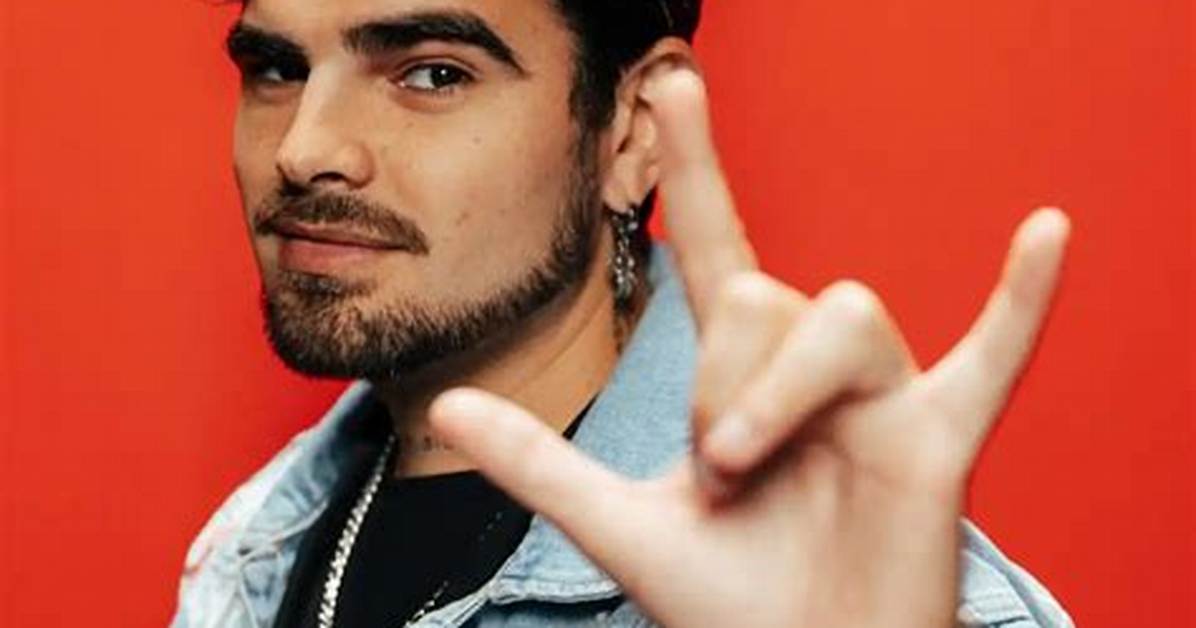 Jonathan Herrera Biography, Age, Height, Wife, Net Worth, Family